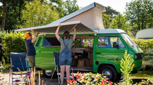 Camperbus kamperen