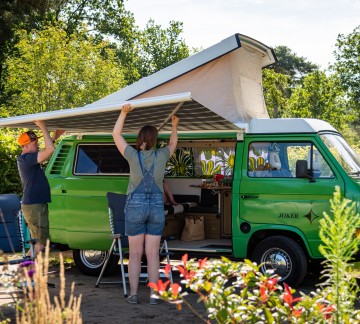 Camperbus kamperen