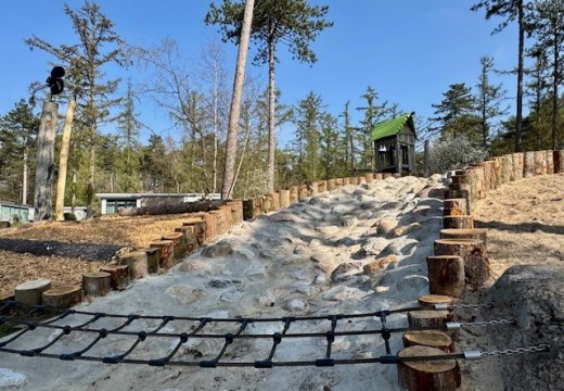 Speeltuin Zwijnenpoel 4 Camping De Haeghehorst.jpg