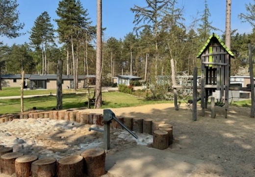 Speeltuin Zwijnenpoel 5 Camping De Haeghehorst.jpg